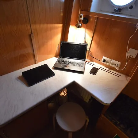 Hotellilaiva Muikku Hotelboat Muikku * Helsinki
